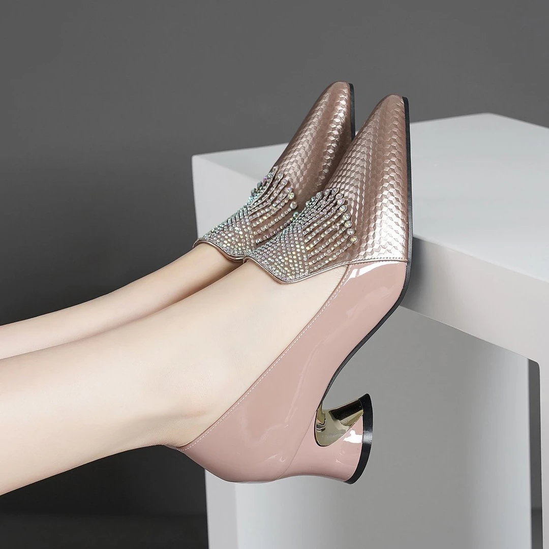 正品水钻软皮尖头中口粗跟单鞋女中跟鞋2023春秋新款时尚百搭女鞋