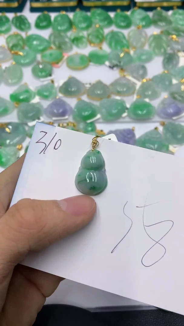 【闪购商品】翡翠颈饰18K金镶嵌1号