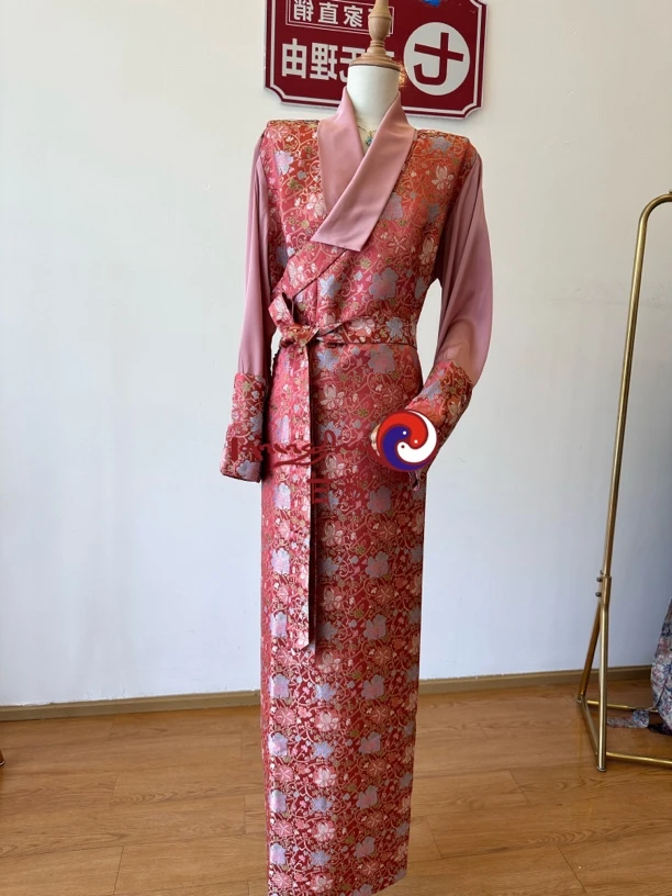 女士生活装套装西藏服外搭民族风藏袍藏式传统红色长款民族服