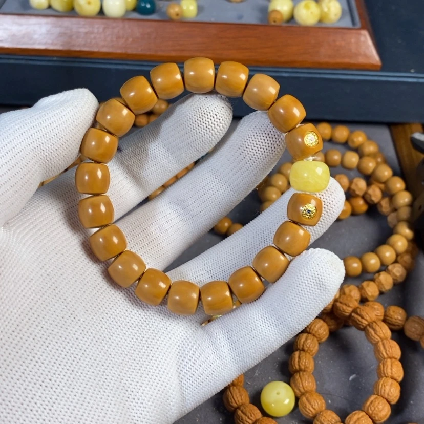 【闪购商品】猴头核桃手串J****e