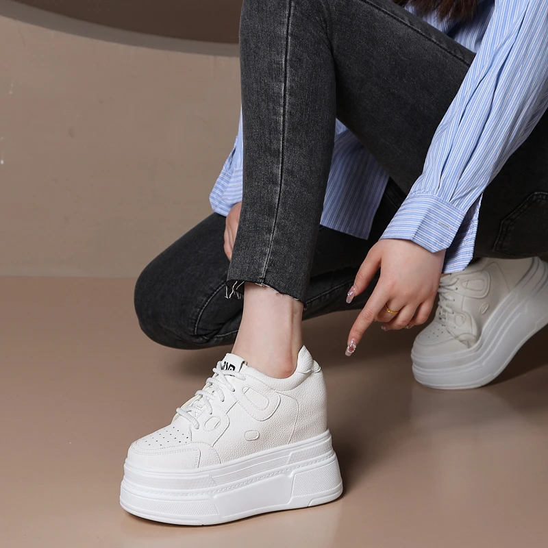 【10-12CM】内增高秋冬新款厚底小白鞋时尚百搭休闲女鞋小个子加绒