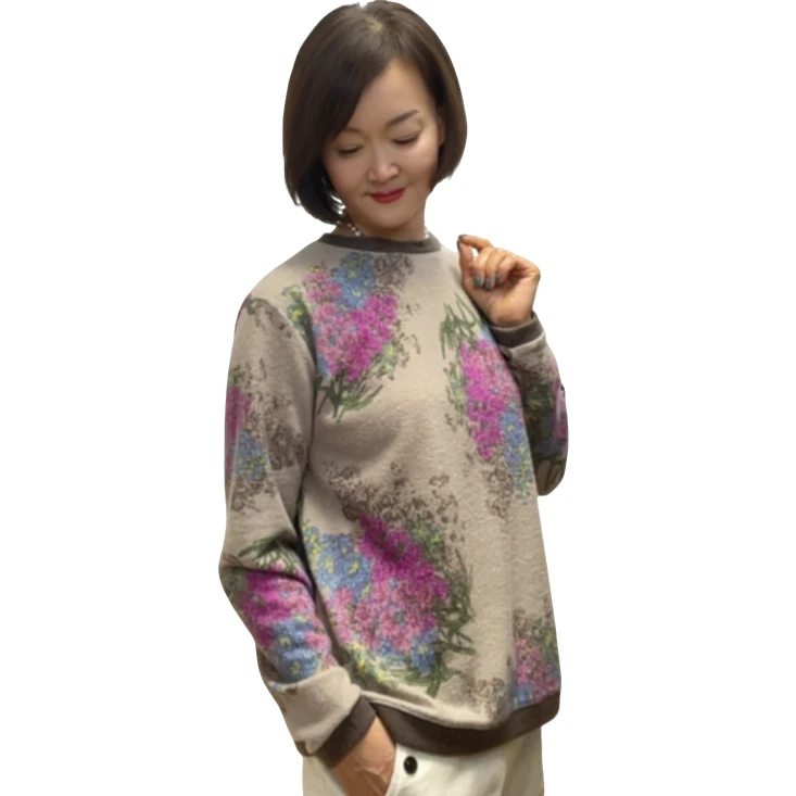 【延姐服饰2】202款韩国秋冬花朵拼接边绒感保暖两色女士针织上衣