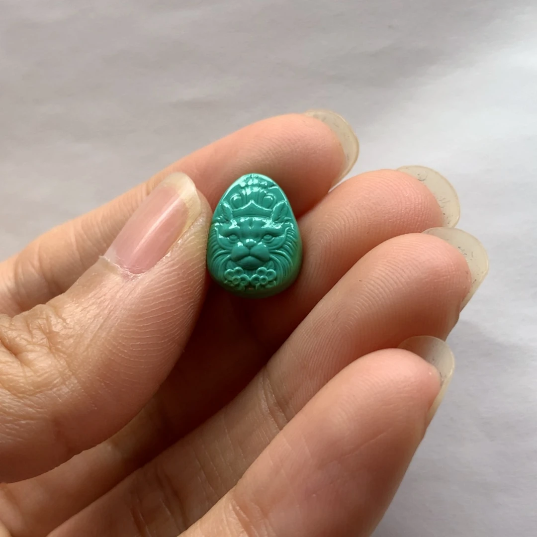 绿松石配饰未镶嵌