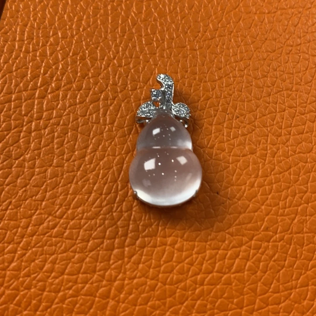 石英质玉吊坠(赠链)银S925镶嵌