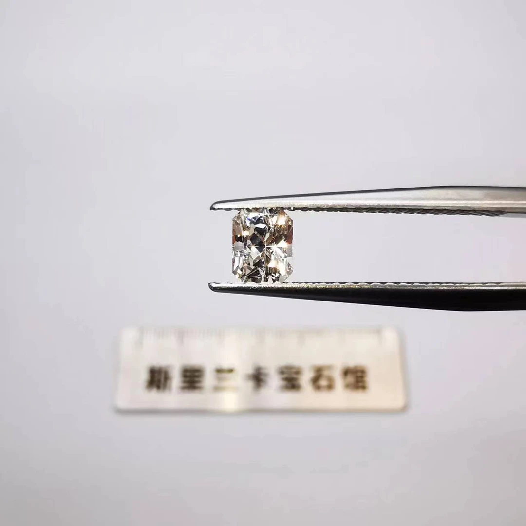 【斯里兰卡宝石馆】3801-107/斯里兰卡黄色蓝宝石无烧-0.67ct