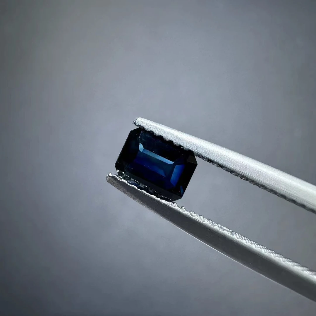 【斯里兰卡宝石馆】3067-55/斯里兰卡蓝宝石-0.83ct