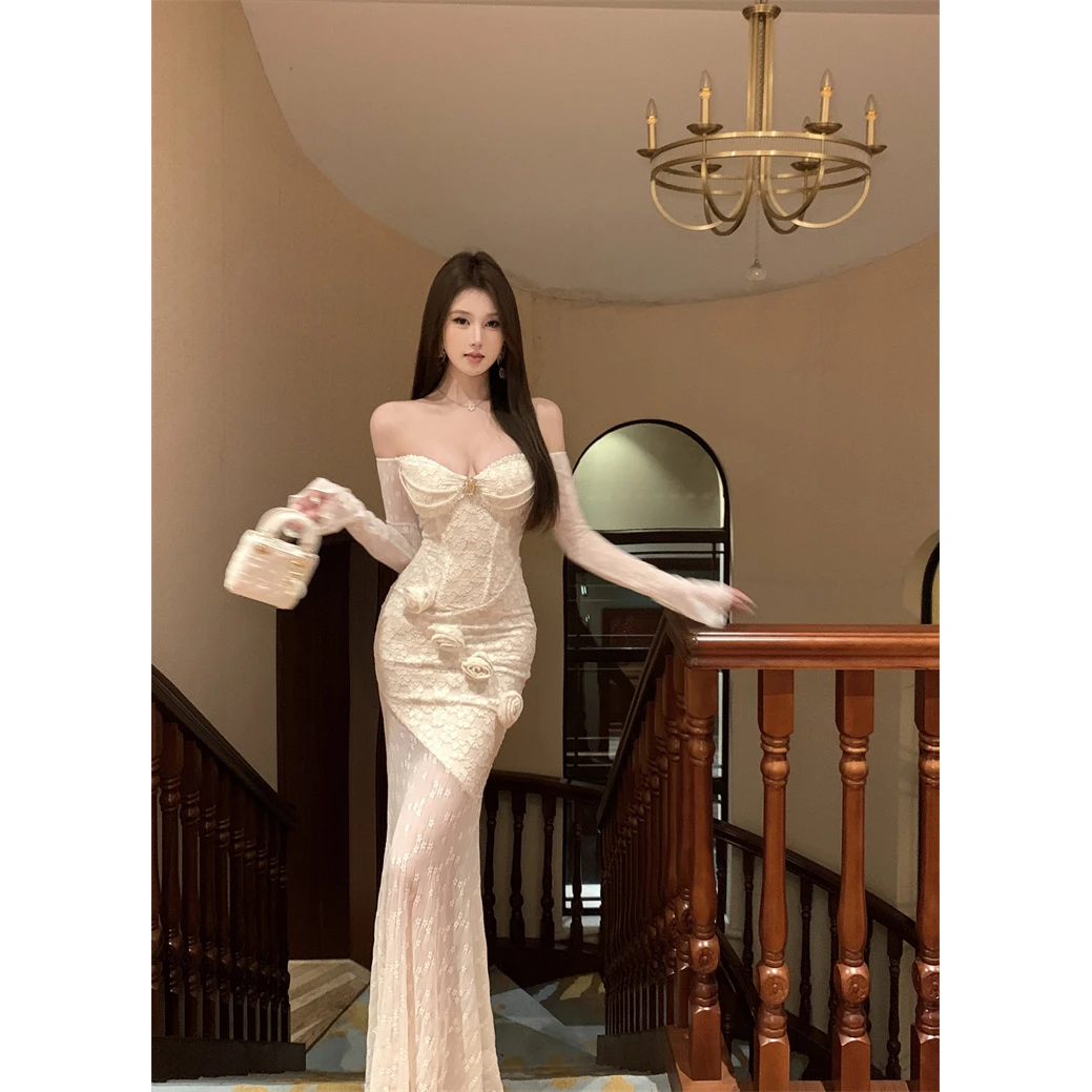 辣妹一字肩修身显瘦蕾丝连衣裙女法式名媛风轻奢气质高级包臀裙子