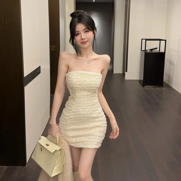 韩系辣妹纯欲风时尚无袖抹胸连衣裙女高级感修身显瘦打底包臀裙子