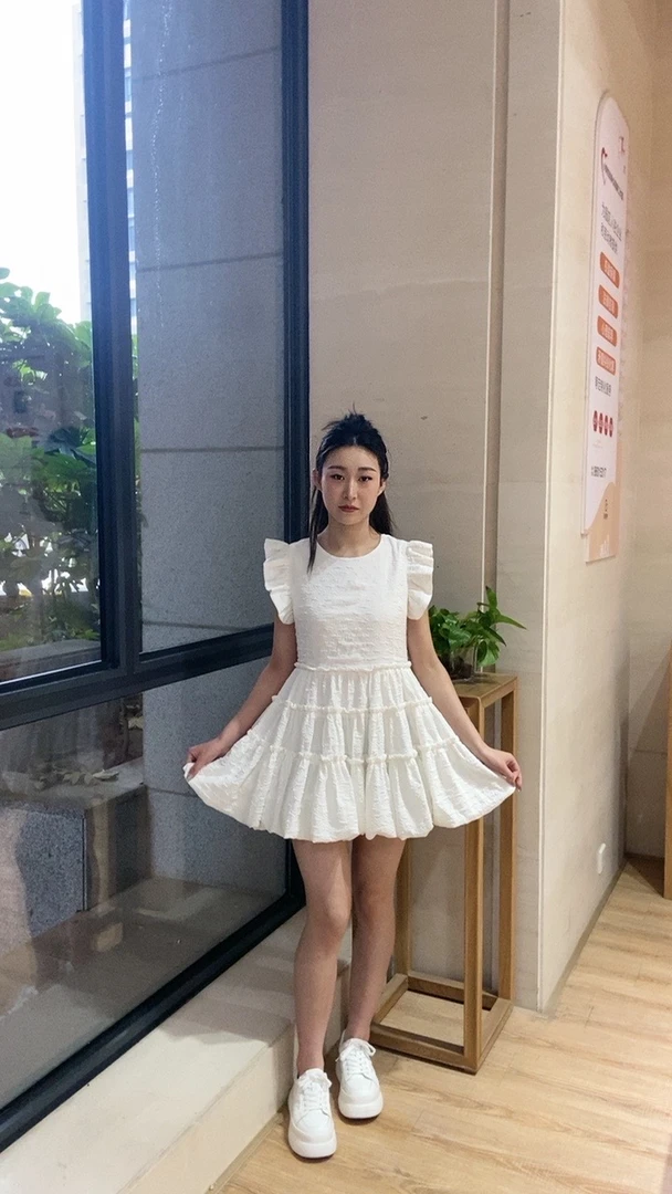 【591-600 】精品毛衣时尚少女款【偶有瑕疵介意勿拍】