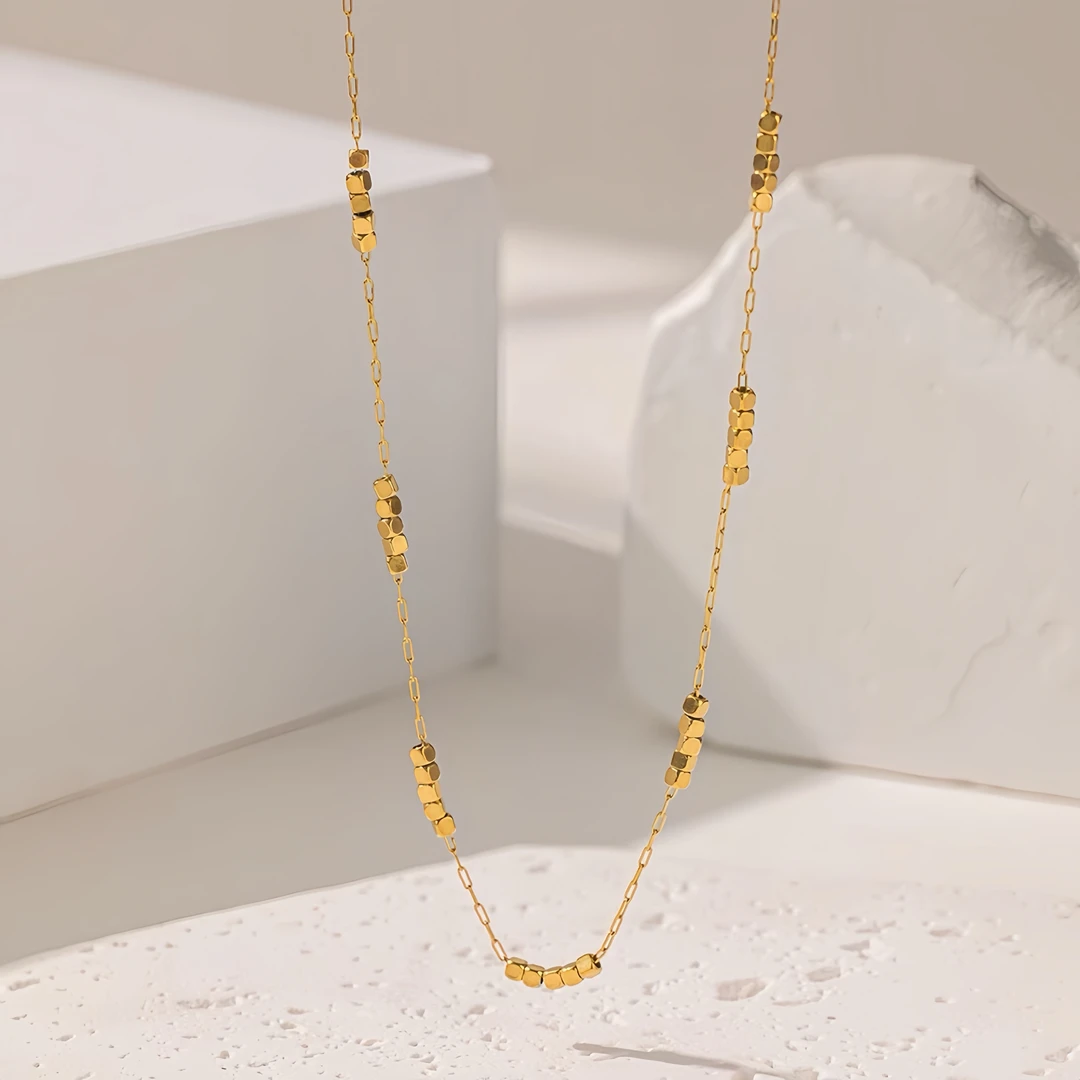 钛钢项链 小方块锁骨链女2024火爆颈链简约气质小众不掉色项链ins