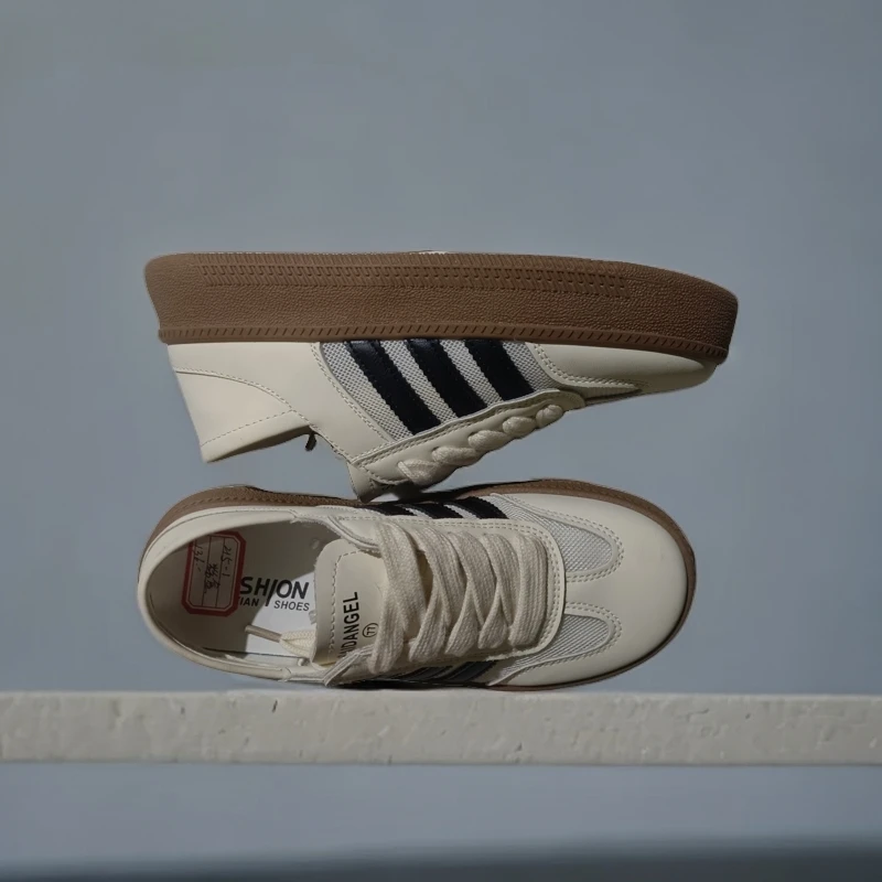 女式新款高品质板鞋缺码特价