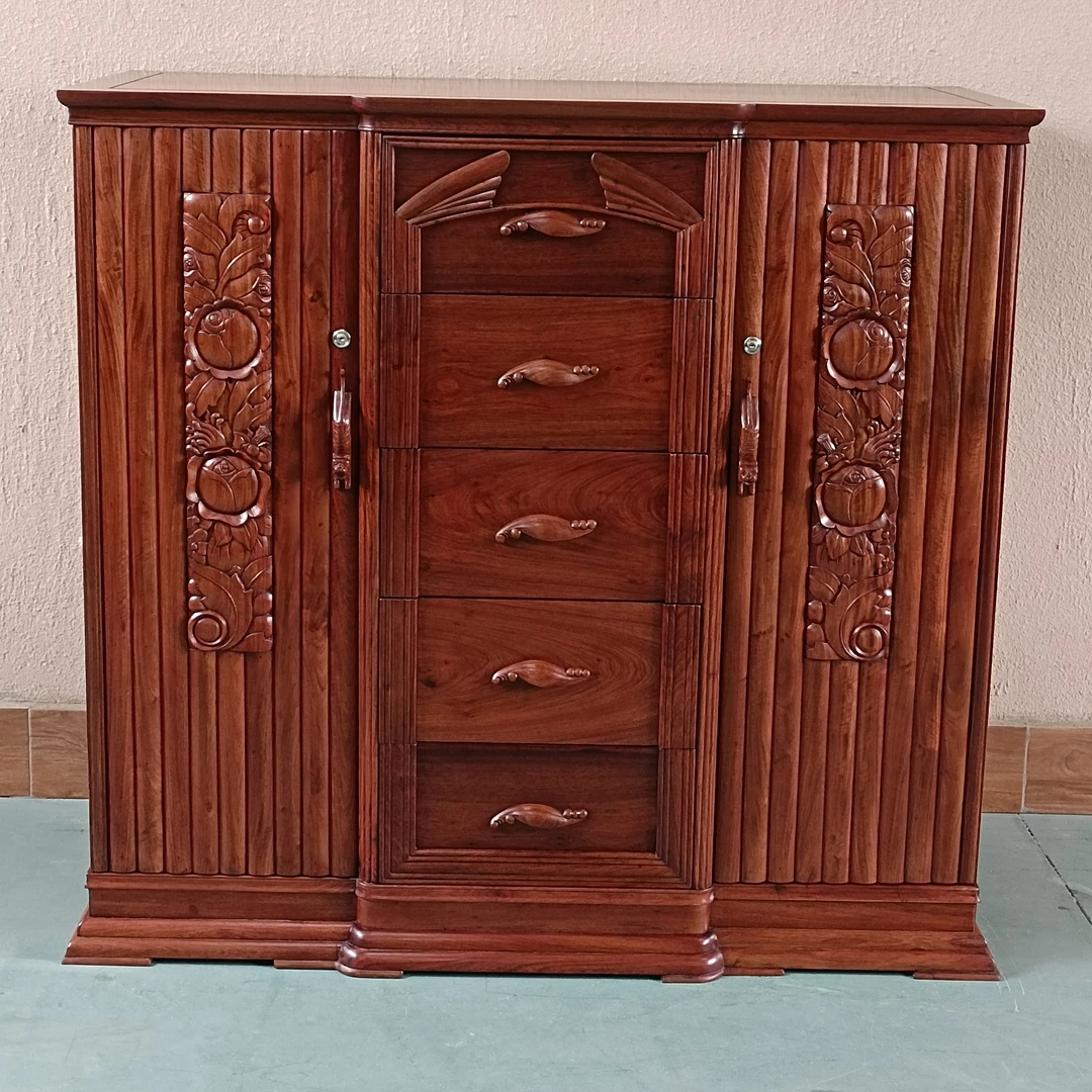 实木五斗柜樟木香味十足