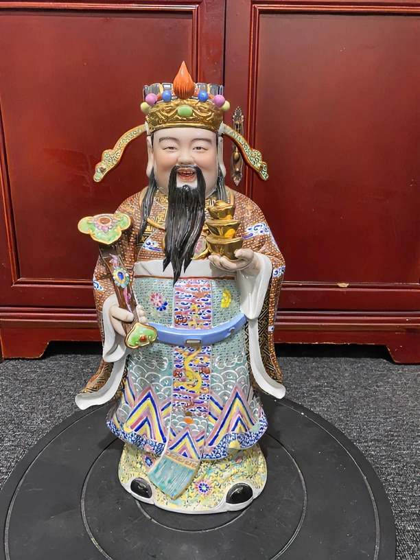 粉彩重工文财神站