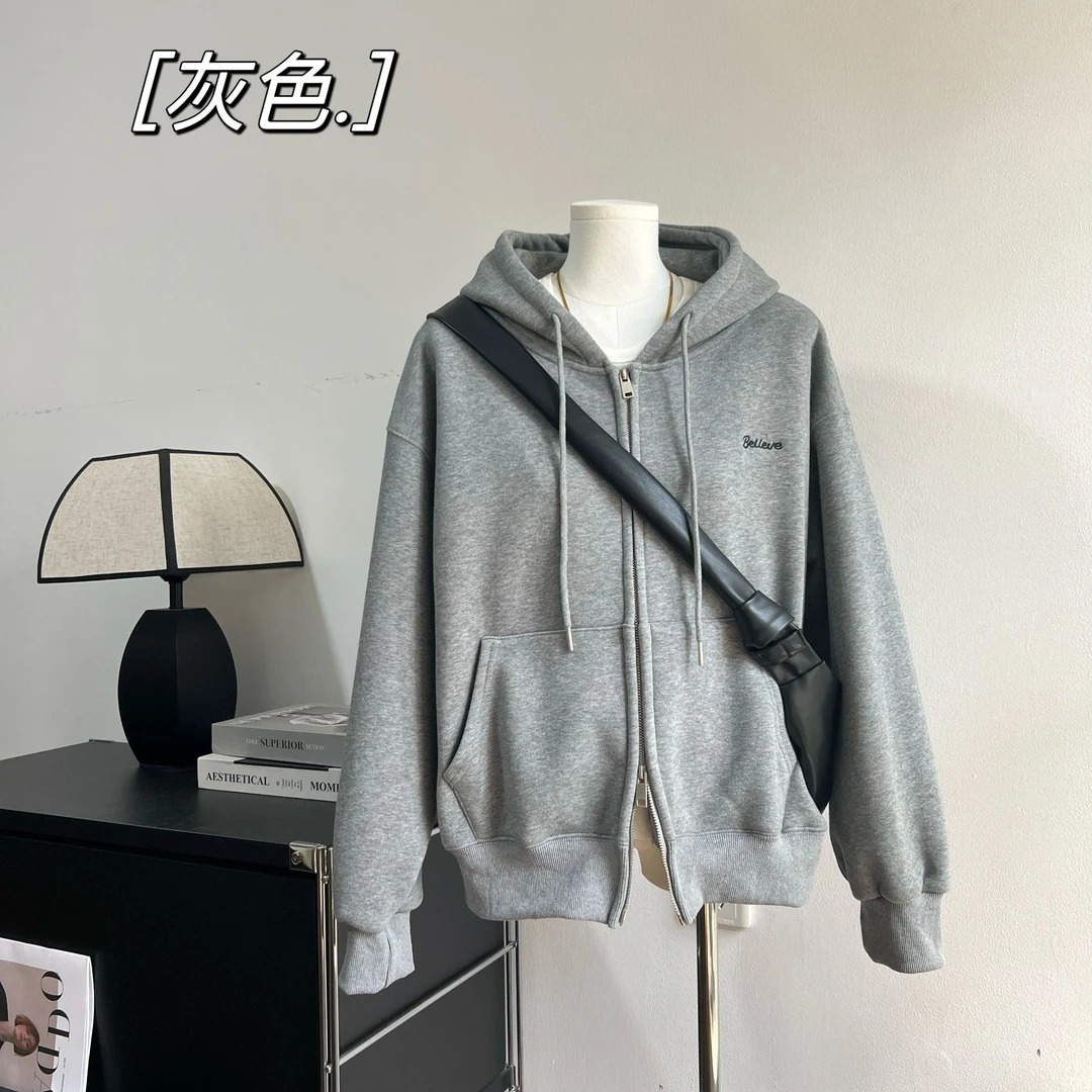 一、人手必入一件加绒高定设计感卫衣