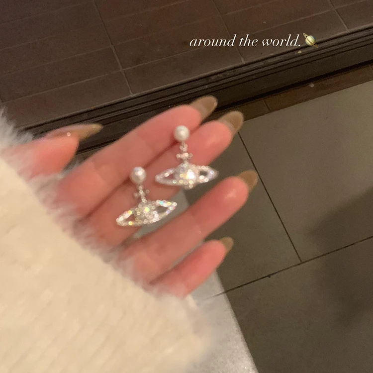 合金耳饰 法式星球珠珠耳钉女新爆款高级设计感精致轻奢耳环耳饰