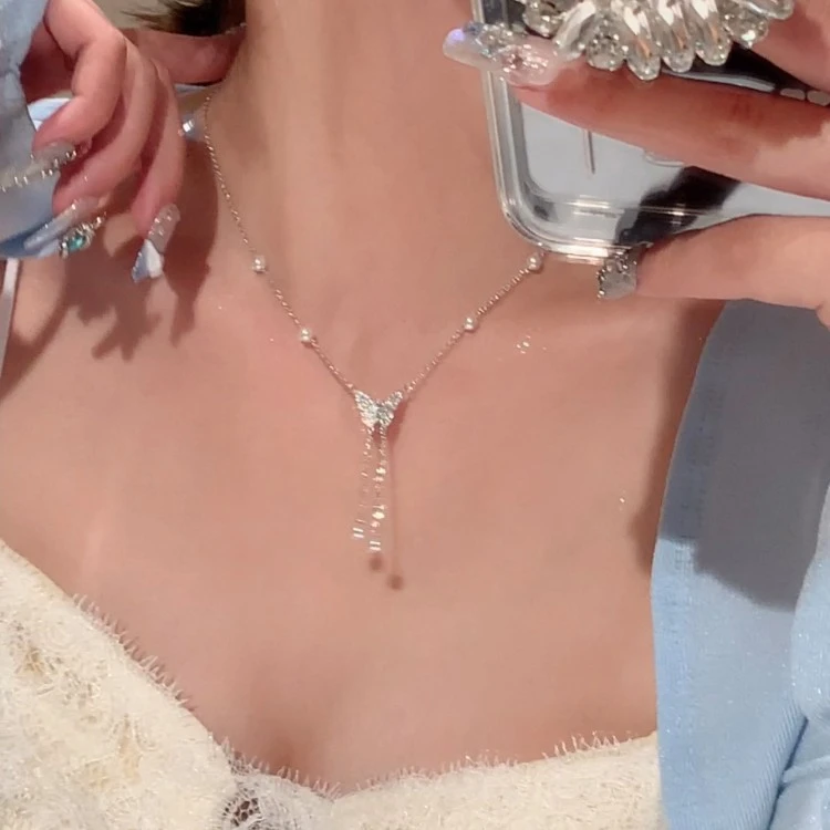 铜合金项链 甜美流苏蝴蝶珠珠项链女轻奢小众气质锁骨链高端颈链