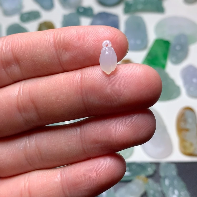 【闪购商品】定制翡翠未镶嵌滴****哒
