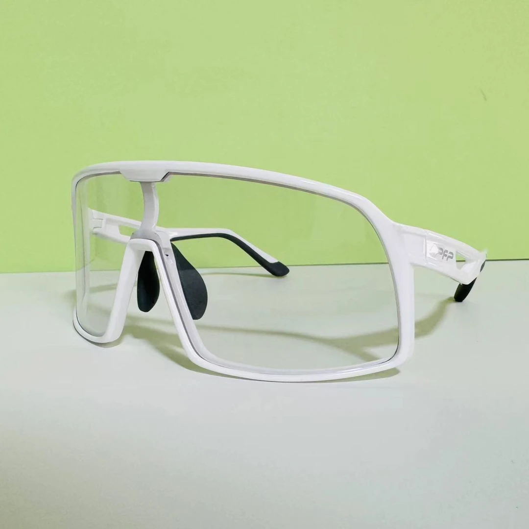 IPFP 偏光骑行眼镜变色骑行自行车护目镜防风沙跑步马拉松太阳镜