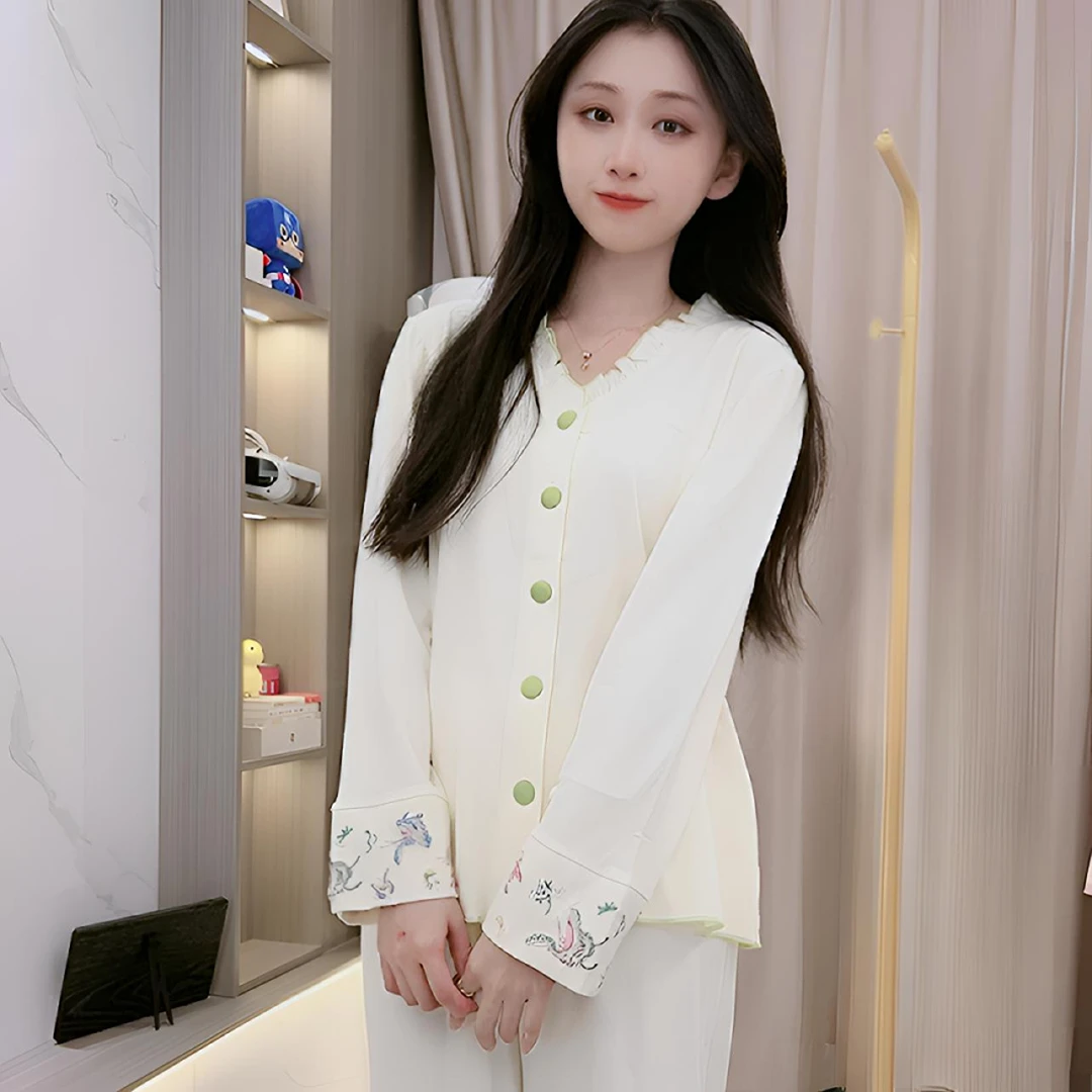 【梦境旗舰】带胸垫长袖套装睡衣女套装月子家居服女款宽松时尚绣花