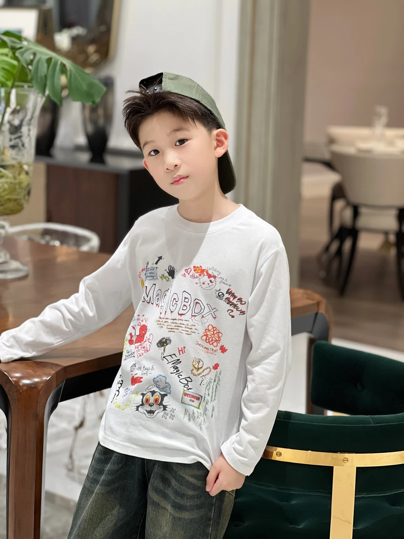 E Magic BOX-潮牌童装定制”萌宠欢乐城“儿童春秋长袖T恤85952