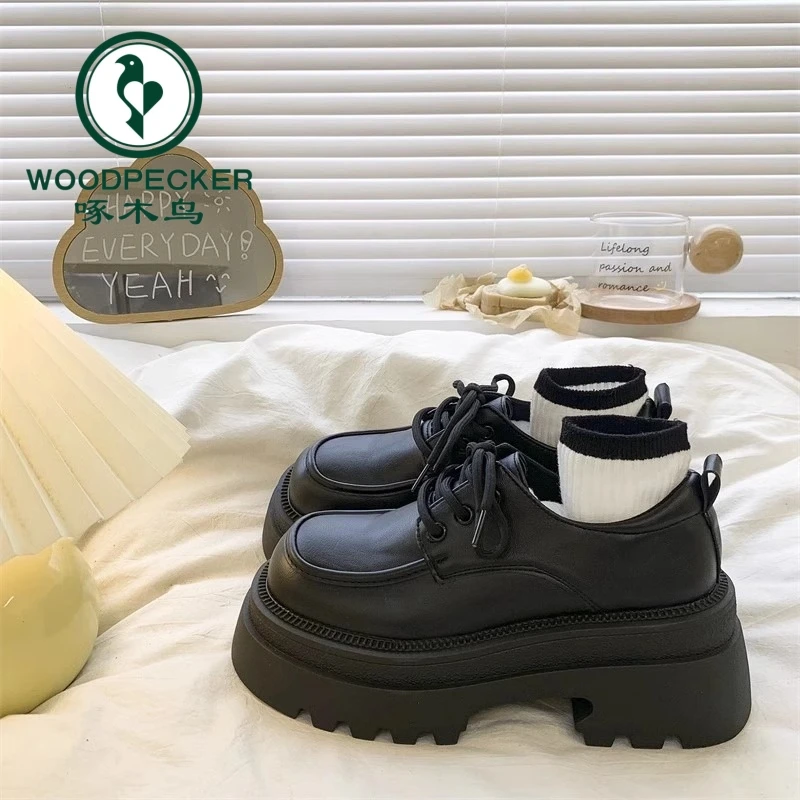 啄木鸟黑色系带小皮鞋女2025春季新款女鞋爆款百搭厚底乐福鞋单鞋