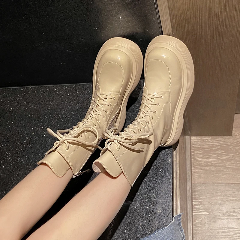 真皮厚底短靴女绑带高帮秋冬加绒英伦彩色中筒绿底马丁靴