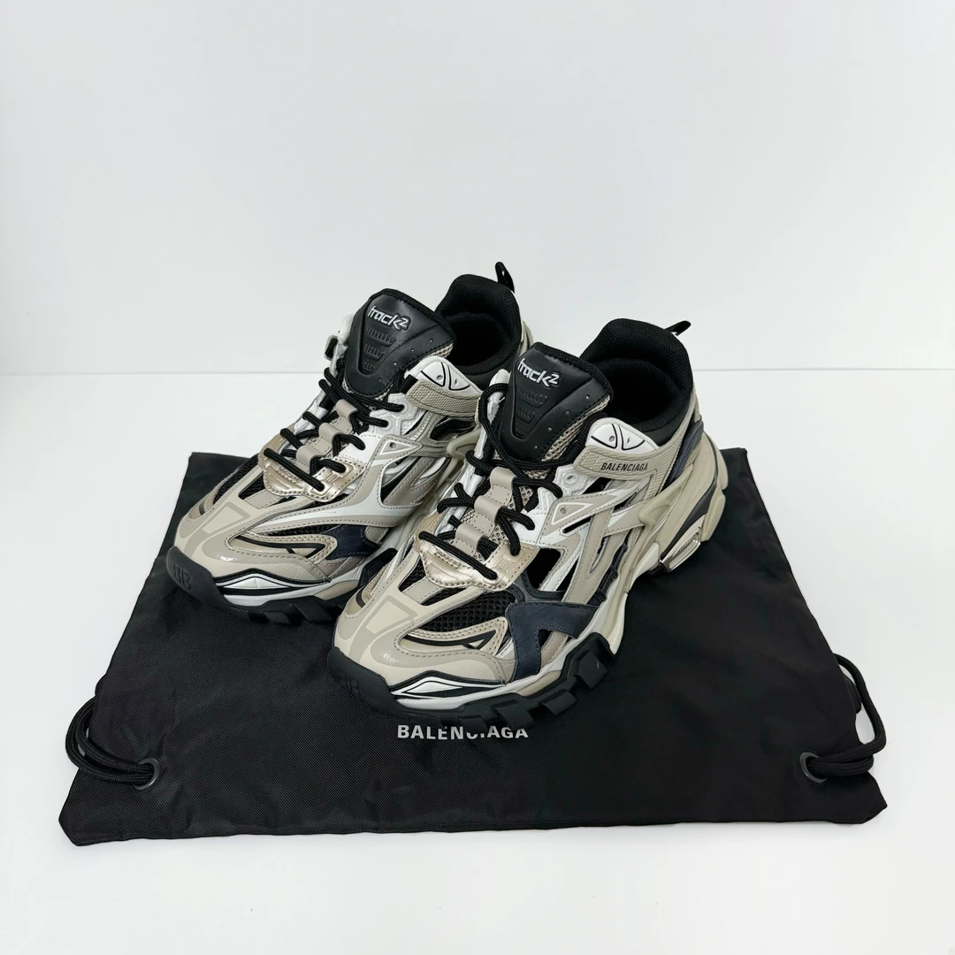 全新未使用 Balenciaga巴黎世家 黑棕Track2.0 镂空老爹鞋