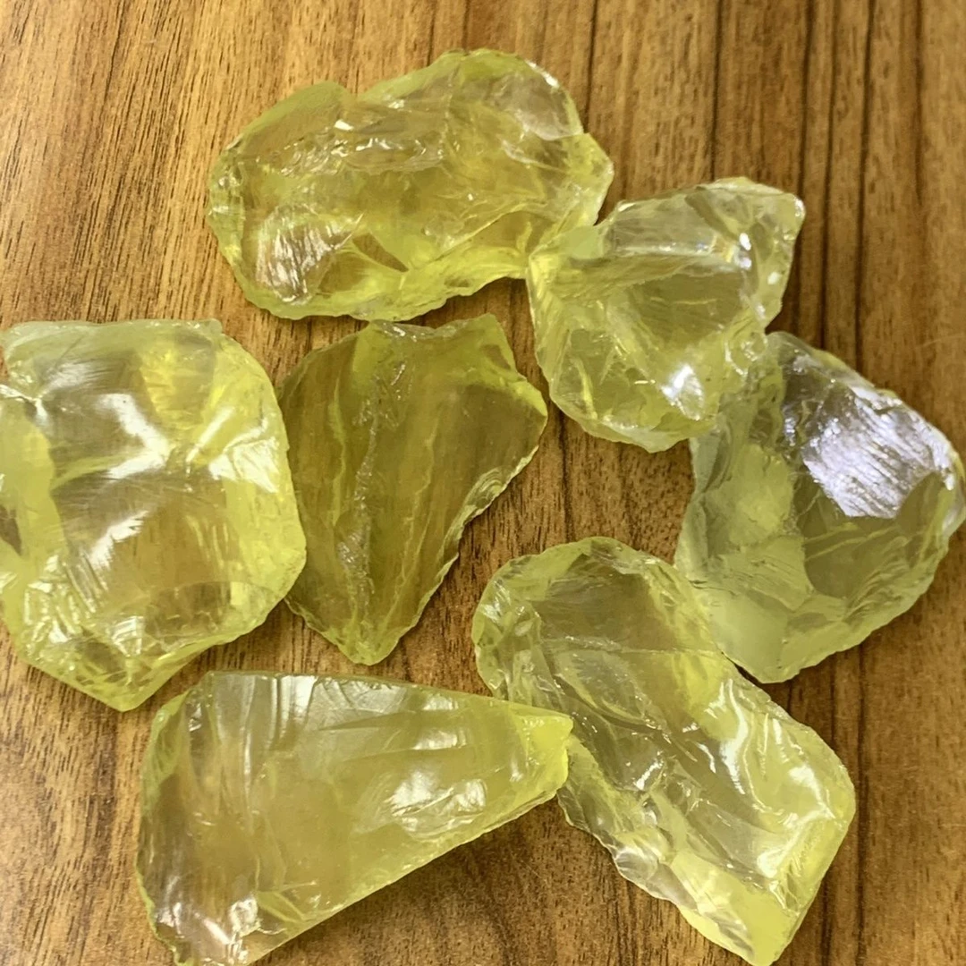 天然无优巴西金色黄晶原石原矿大颗粒碎石 摆件黄色