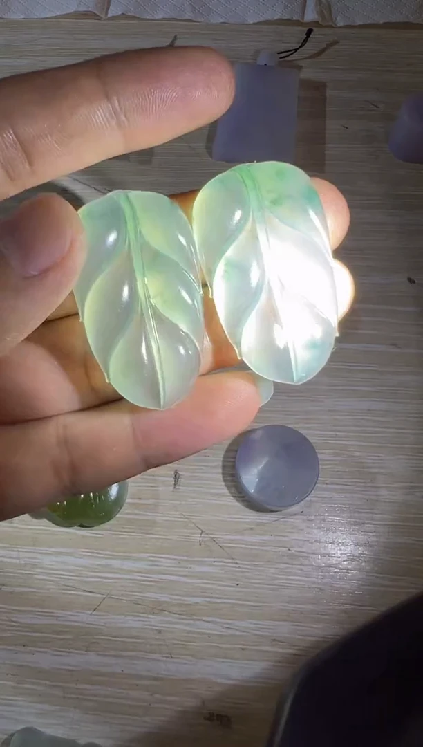 【闪购商品】定制翡翠未镶嵌翡翠