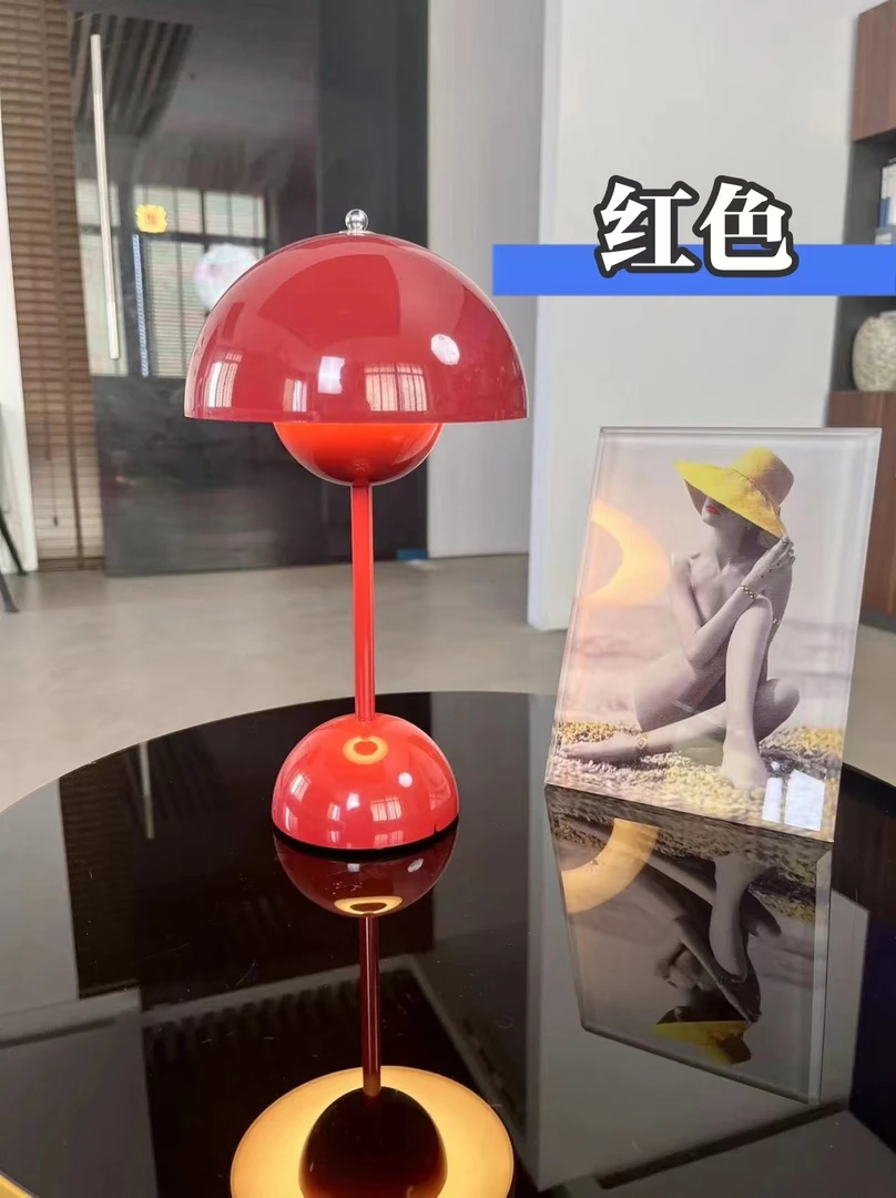 北欧经典外贸创意花苞台灯现代简约便携式充电款餐桌卧室书房桌灯