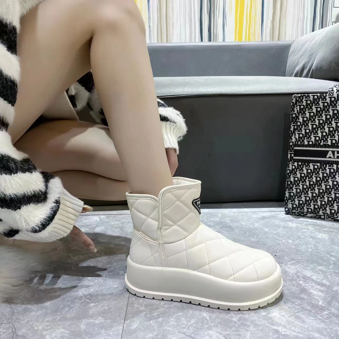 【断码清仓】秋冬雪地靴加厚保暖加绒厚底2024百搭女时尚休闲雪地靴