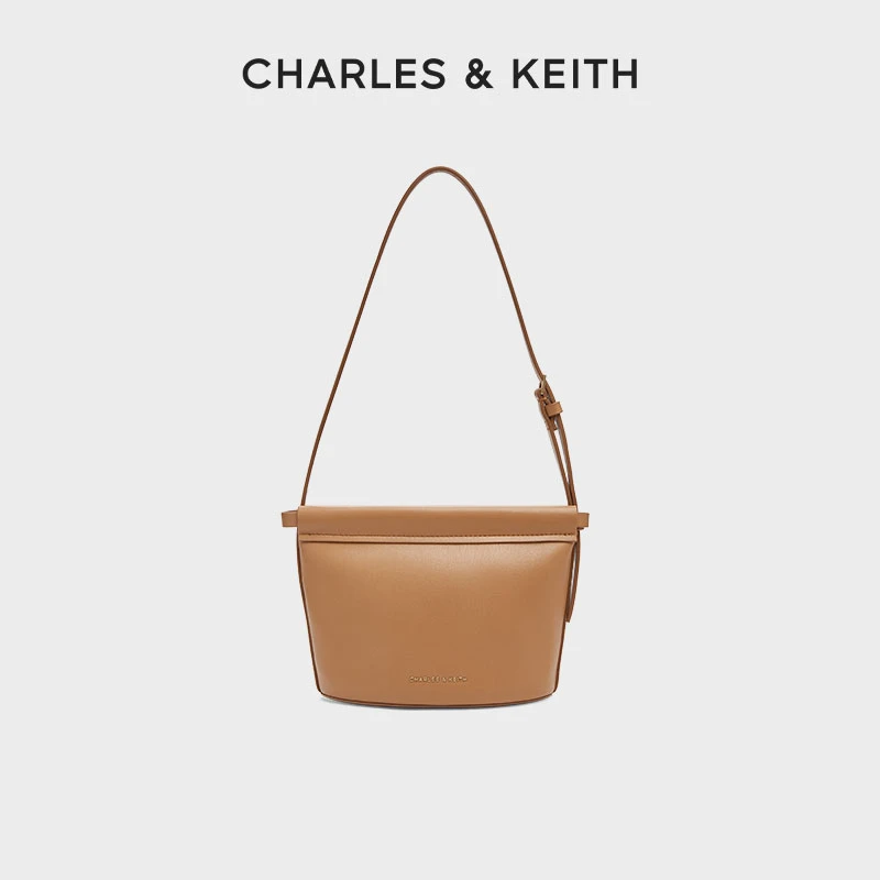 CHARLES & KEITH简约百搭拉链斜挎水桶包【原】10271390