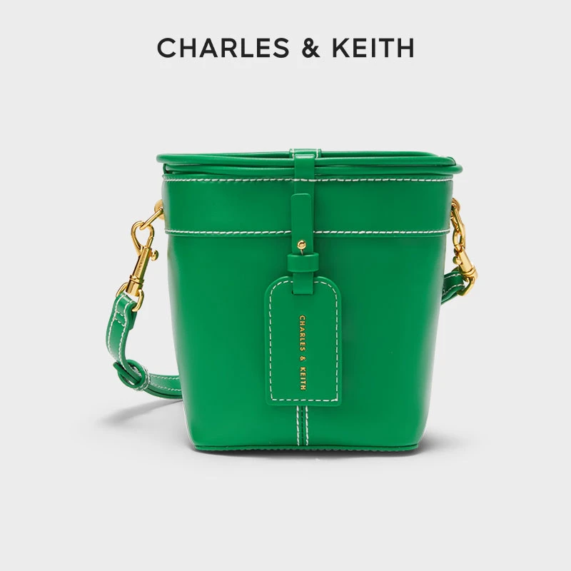 CHARLES & KEITH薄荷曼波柔软手提斜挎抽绳水桶包女CK2-10271125