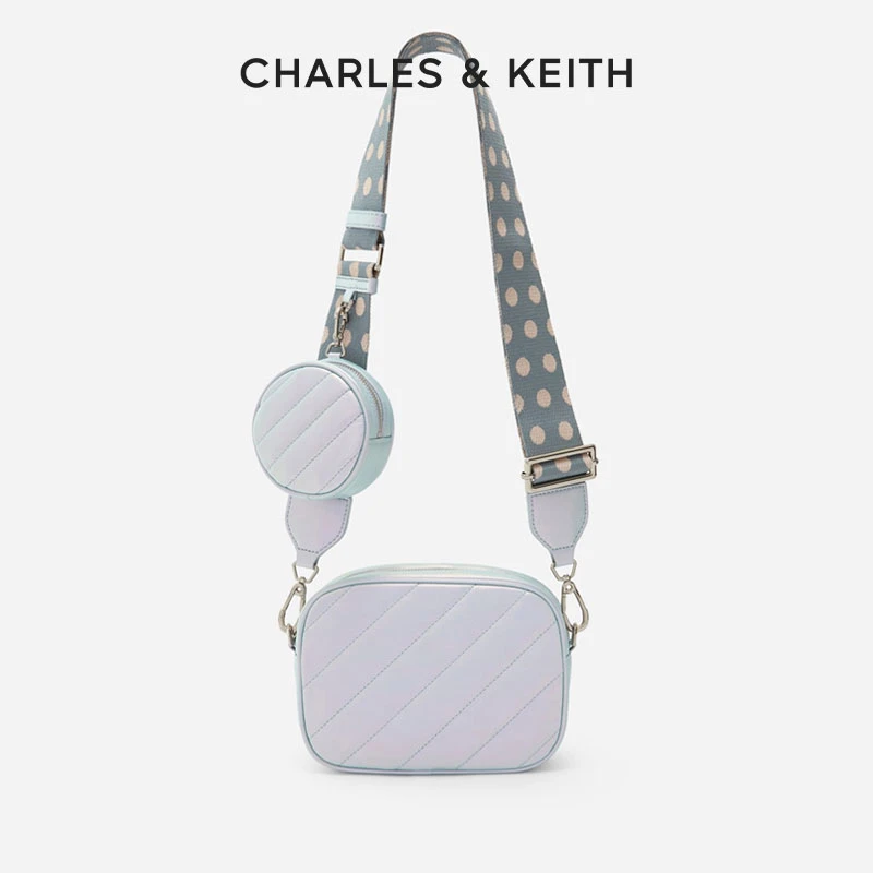 CHARLES & KEITH女士通勤多背法斜挎毛绒小方包【原】 CK2-80151087