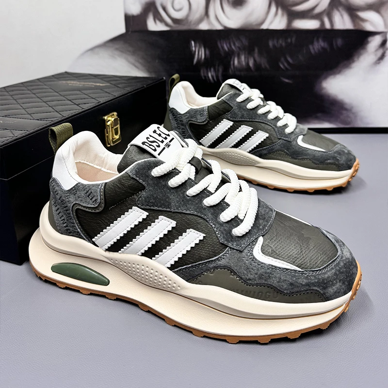 2025新款大码男鞋45轻便舒适休闲运动阿甘鞋46特大码宽脚潮鞋