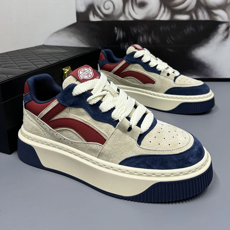 2025夏季新款休闲男鞋45反绒皮防滑耐磨加大码小板鞋46宽脚潮鞋