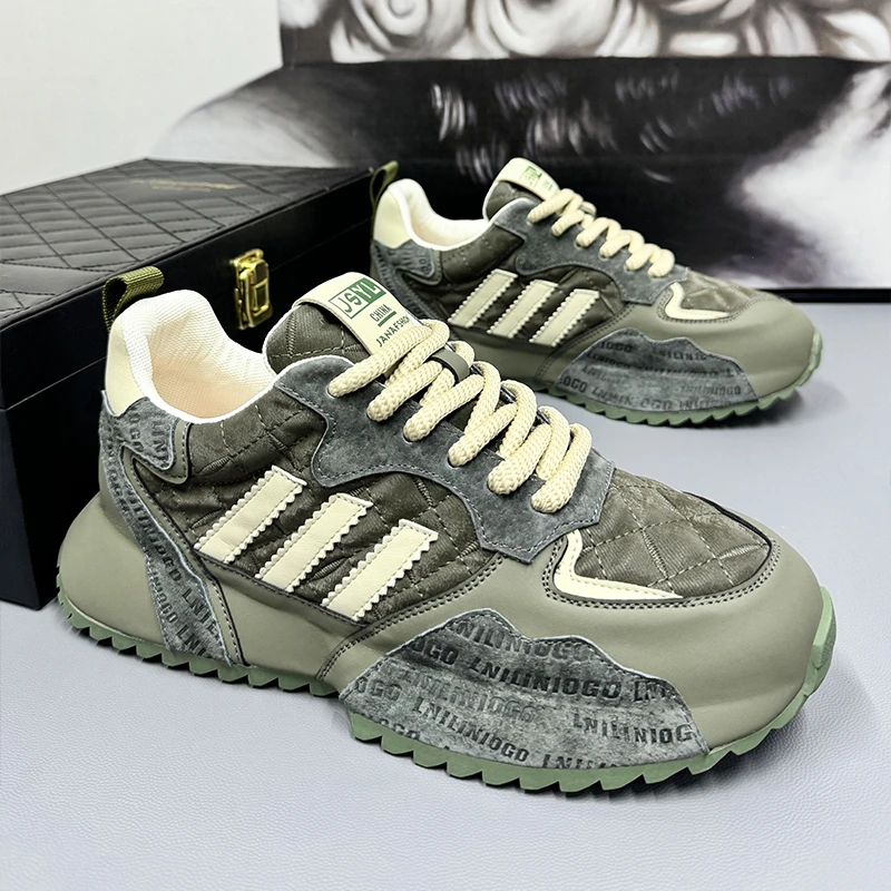 2025新款大码男鞋运动休闲鞋45特大码宽脚潮鞋46轻便手工包底鞋