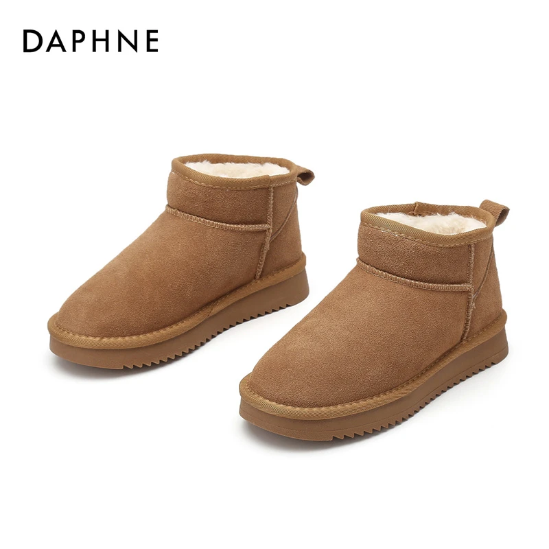 达芙妮百搭时尚雪地靴女款2024年冬季新款短筒加绒面包鞋
