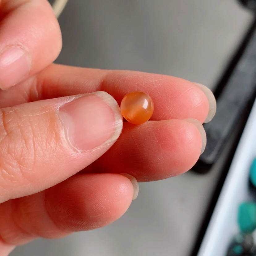 【闪购商品】定制绿松石圆珠未镶嵌希*。