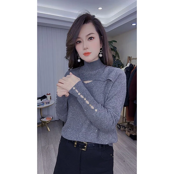 883 冬款亮片袖子一排扣胸前镂空设计半中领洛马绒毛衣
