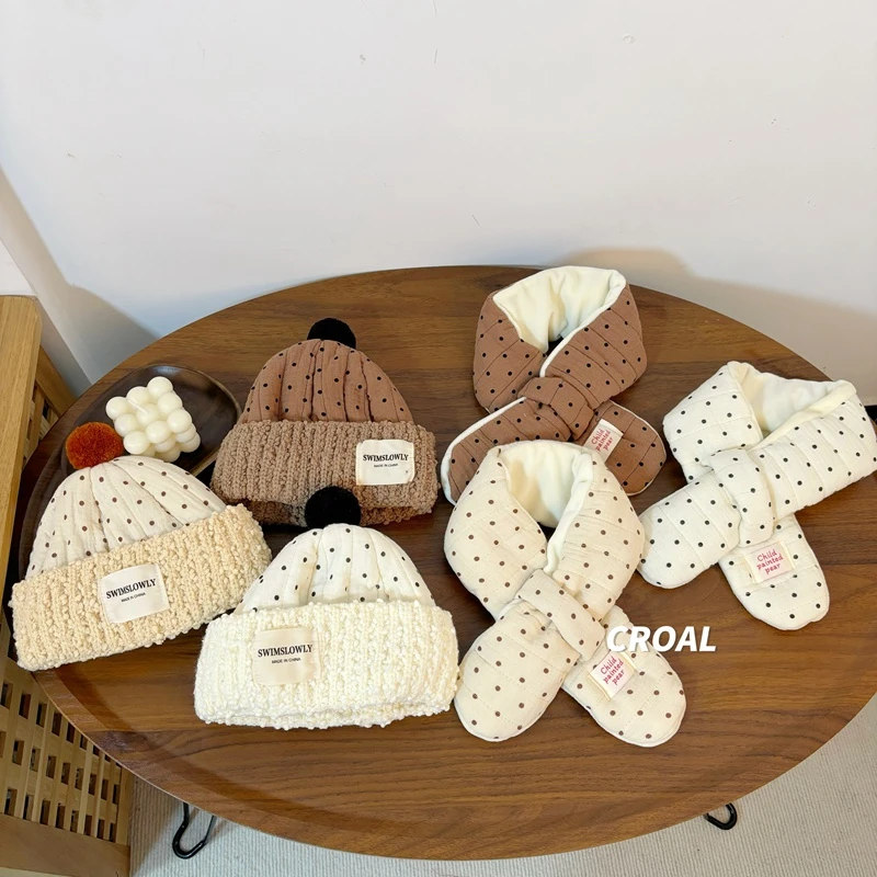 CROAL可爱波点儿童棉纱围巾帽子套装男女童宝宝毛绒围脖交叉围巾