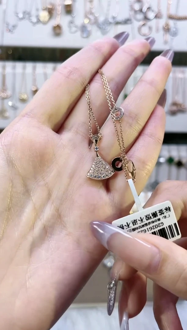 【闪购商品】钻石颈饰18K金镶嵌18K金镶嵌钻石 K玫