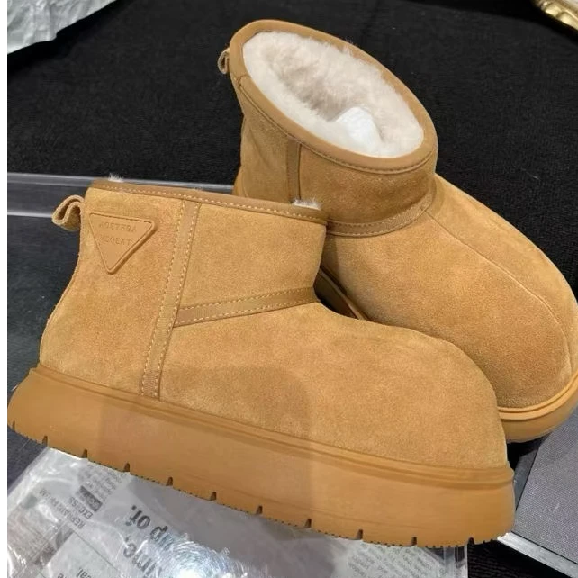 0558-卡皮巴拉舒适雪地靴