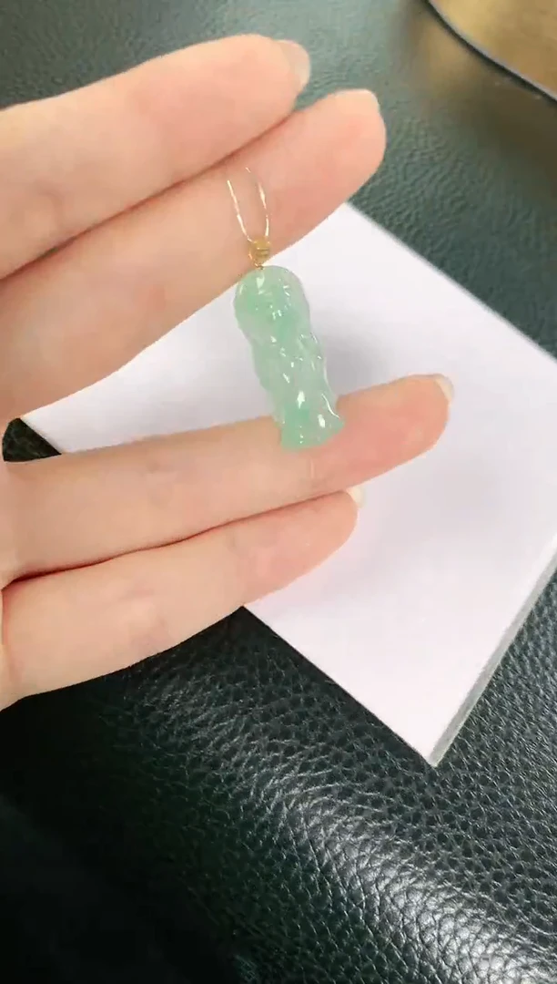 【闪购商品】翡翠颈饰18K金镶嵌赠礼盒证书珍