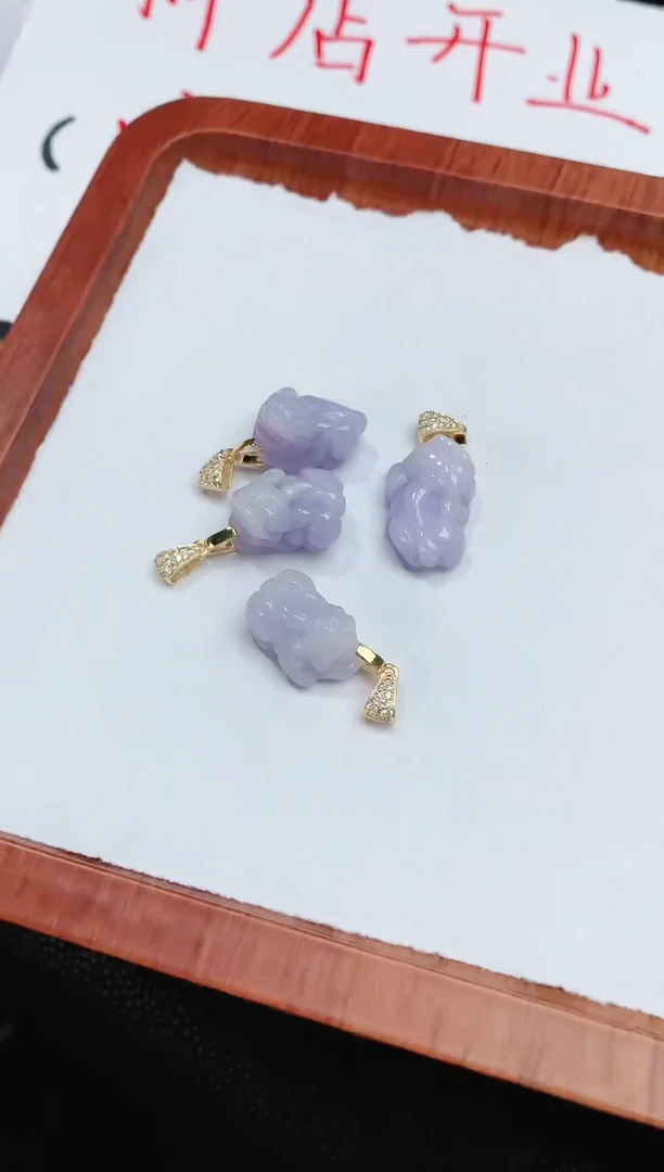 【闪购商品】翡翠颈饰未镶嵌多样性发货一件