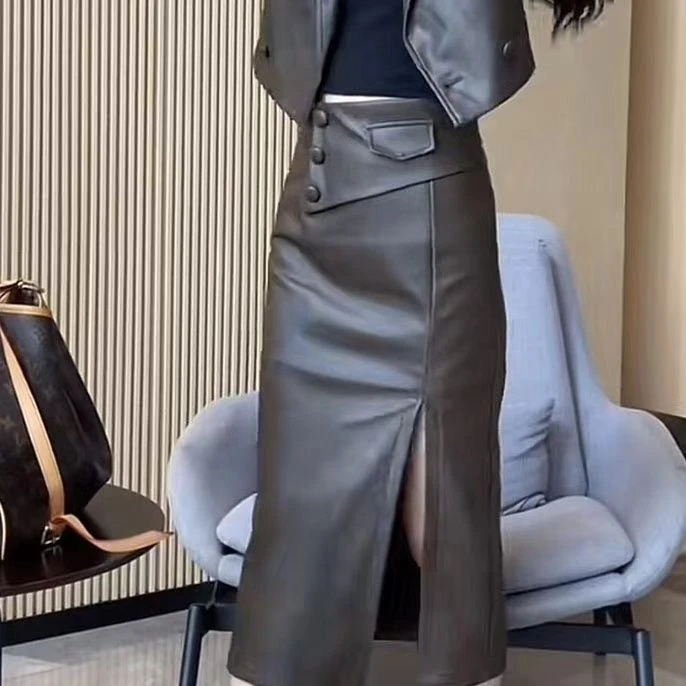 2025年秋冬新款韩版开衩高腰半身裙女修身显瘦时尚百搭中长款皮裙