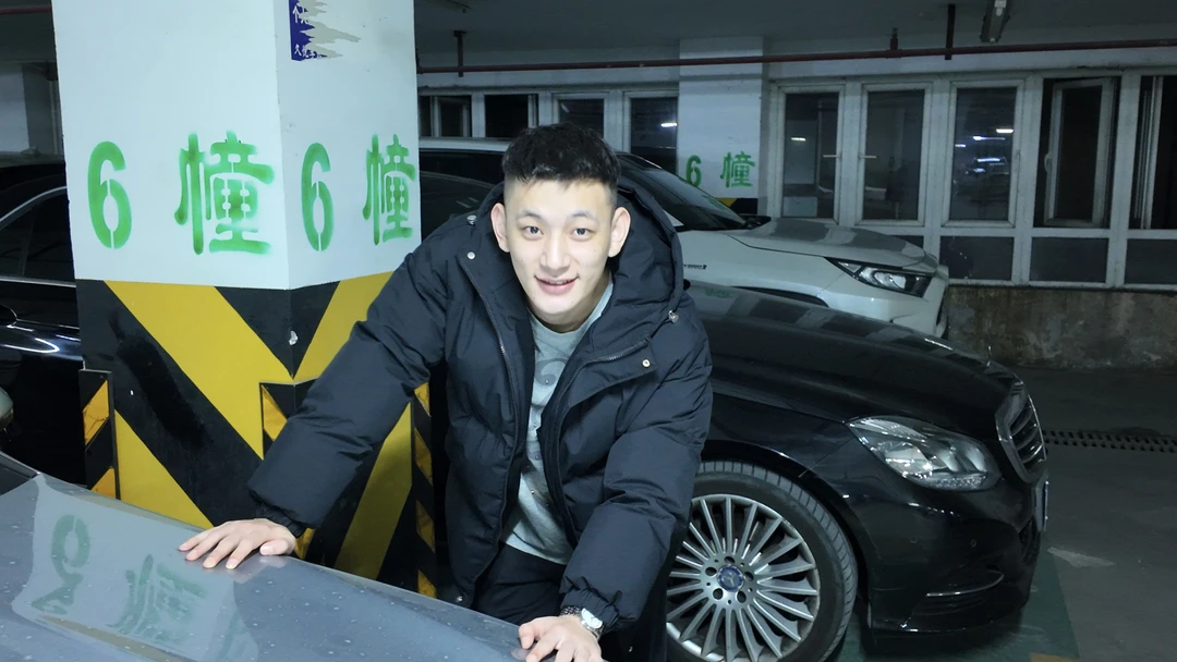冬季棉服男情侣同款连帽面包服休闲纯色加厚保暖潮牌宽松时尚