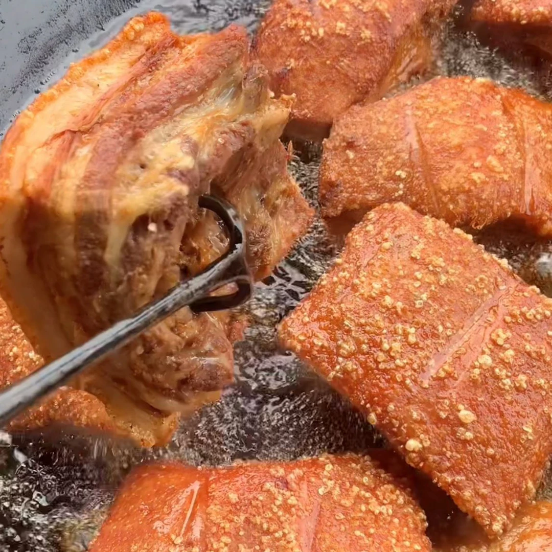 广西正宗土猪扣肉新鲜五花肉脆皮玉林陆川香猪锅烧肉梅菜芋头扣肉