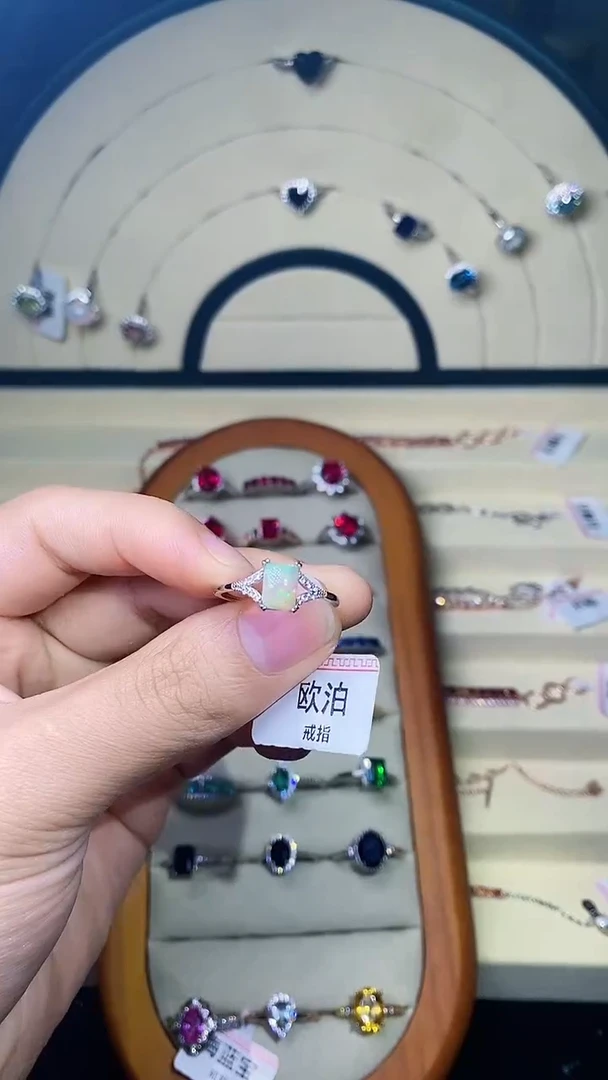 【闪购商品】欧泊戒指银S925镶嵌...........
