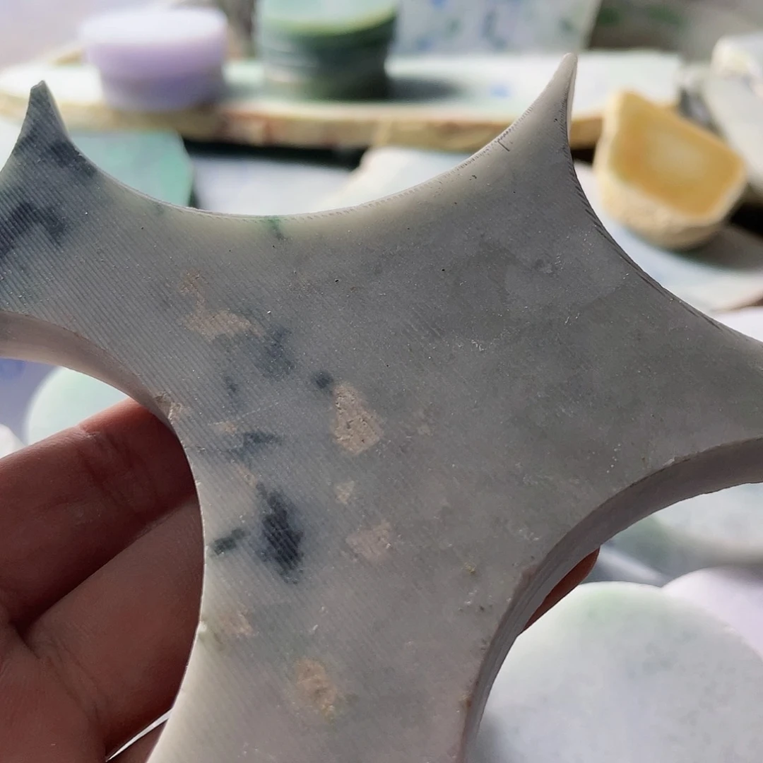 翡翠颈饰未镶嵌毛料37